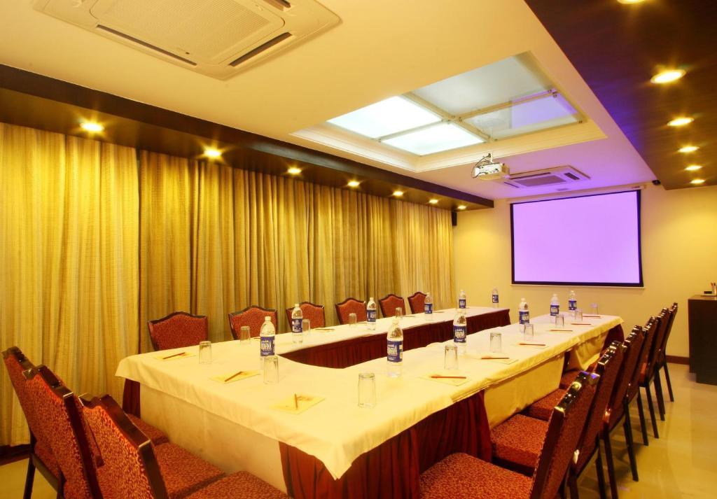 ホテルAmbience Executive Pimpri-Chinchwad ビジネス 写真