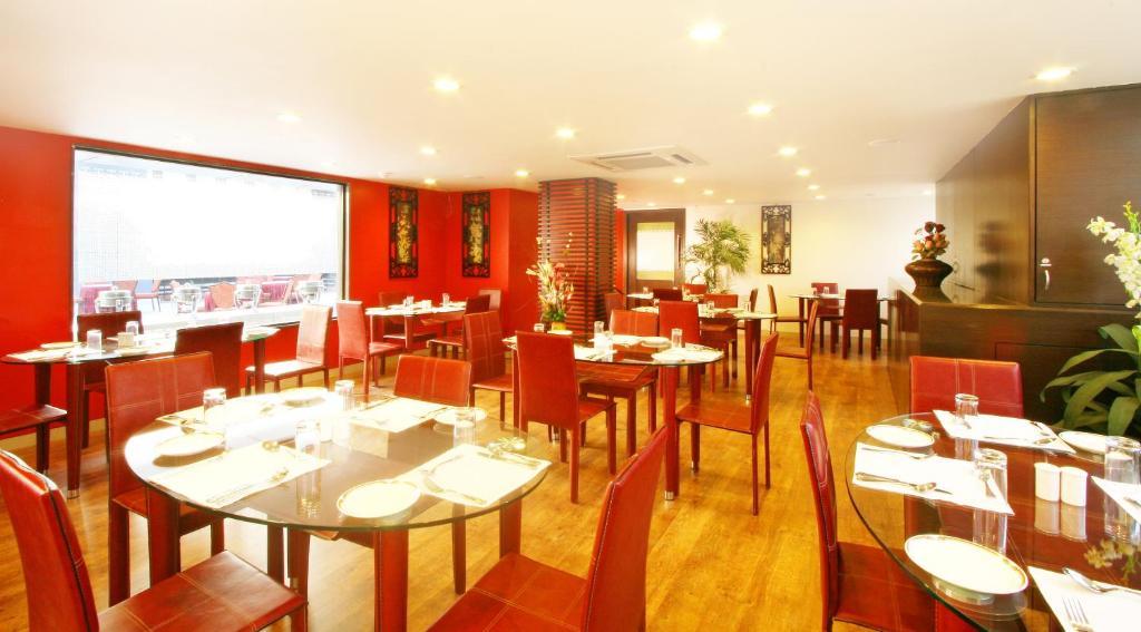 ホテルAmbience Executive Pimpri-Chinchwad レストラン 写真
